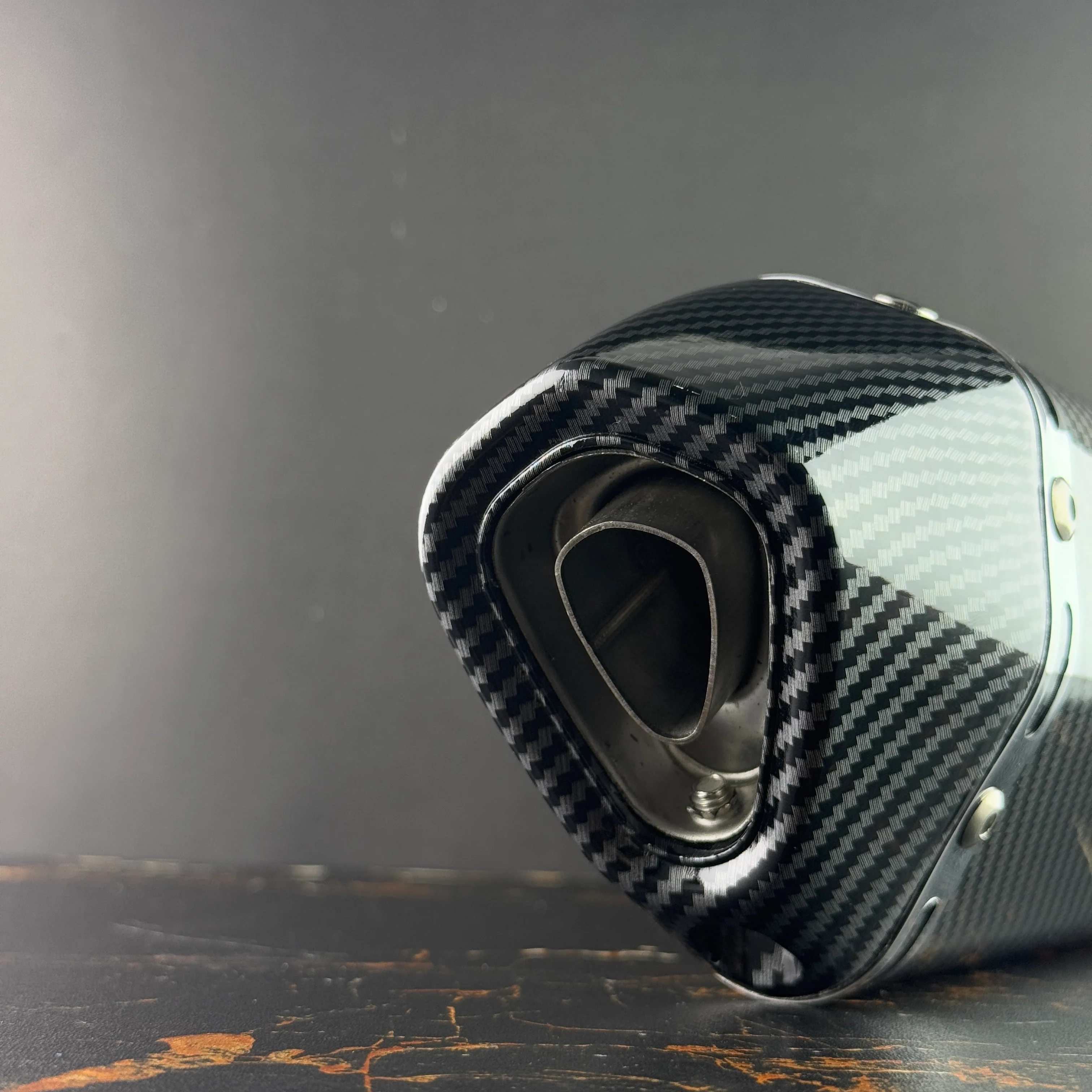 Akrapovic Dolphin - Carbon Edition - Image 3