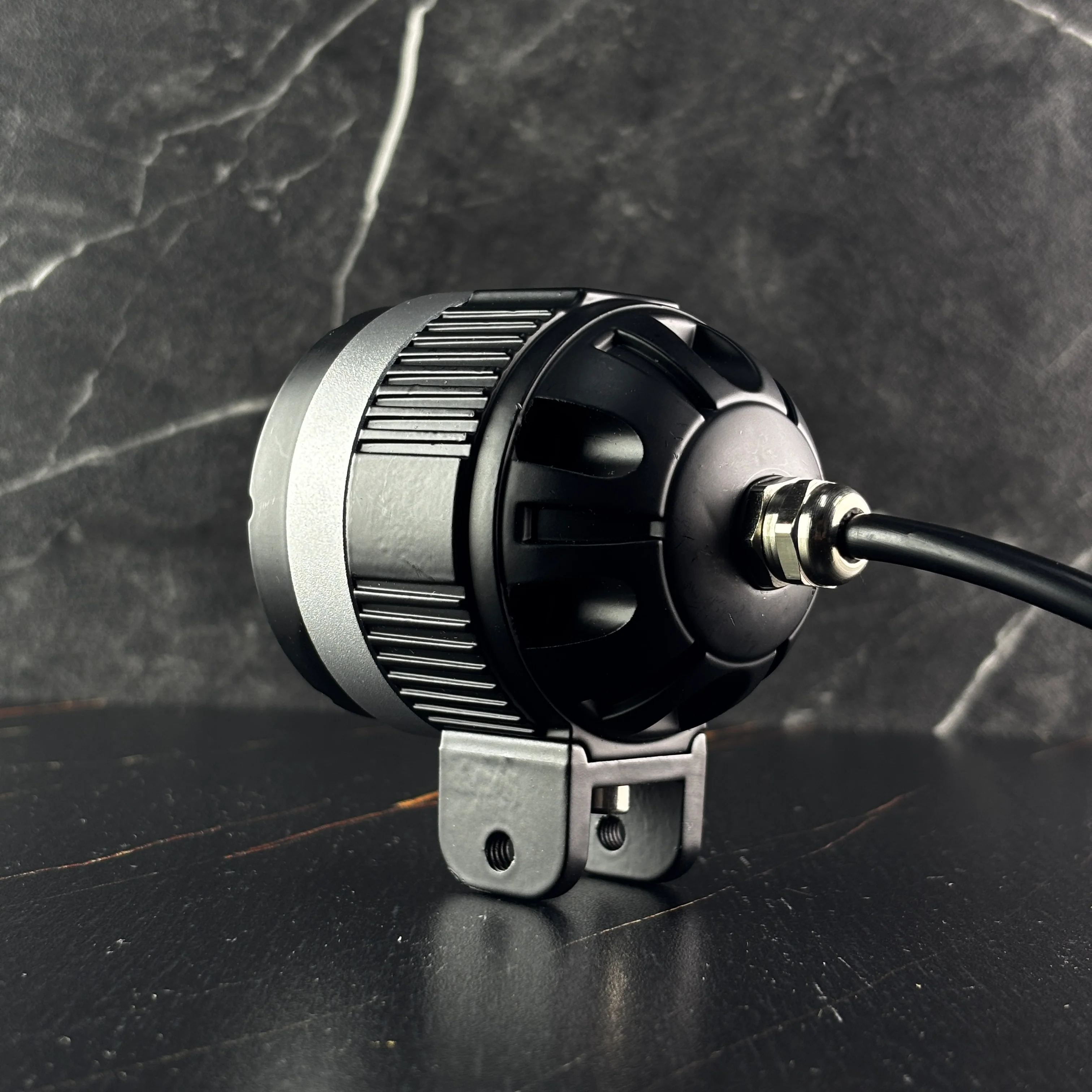 LIU HJG Globe Light Pair - Image 3
