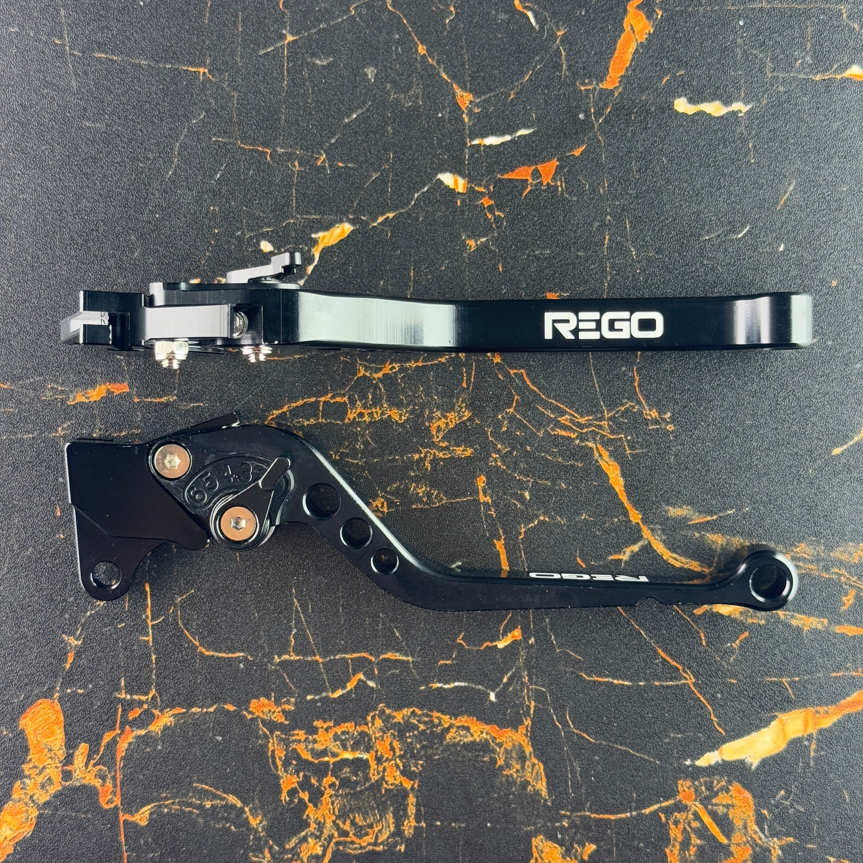 Moxi Adjustable Levers - Image 3