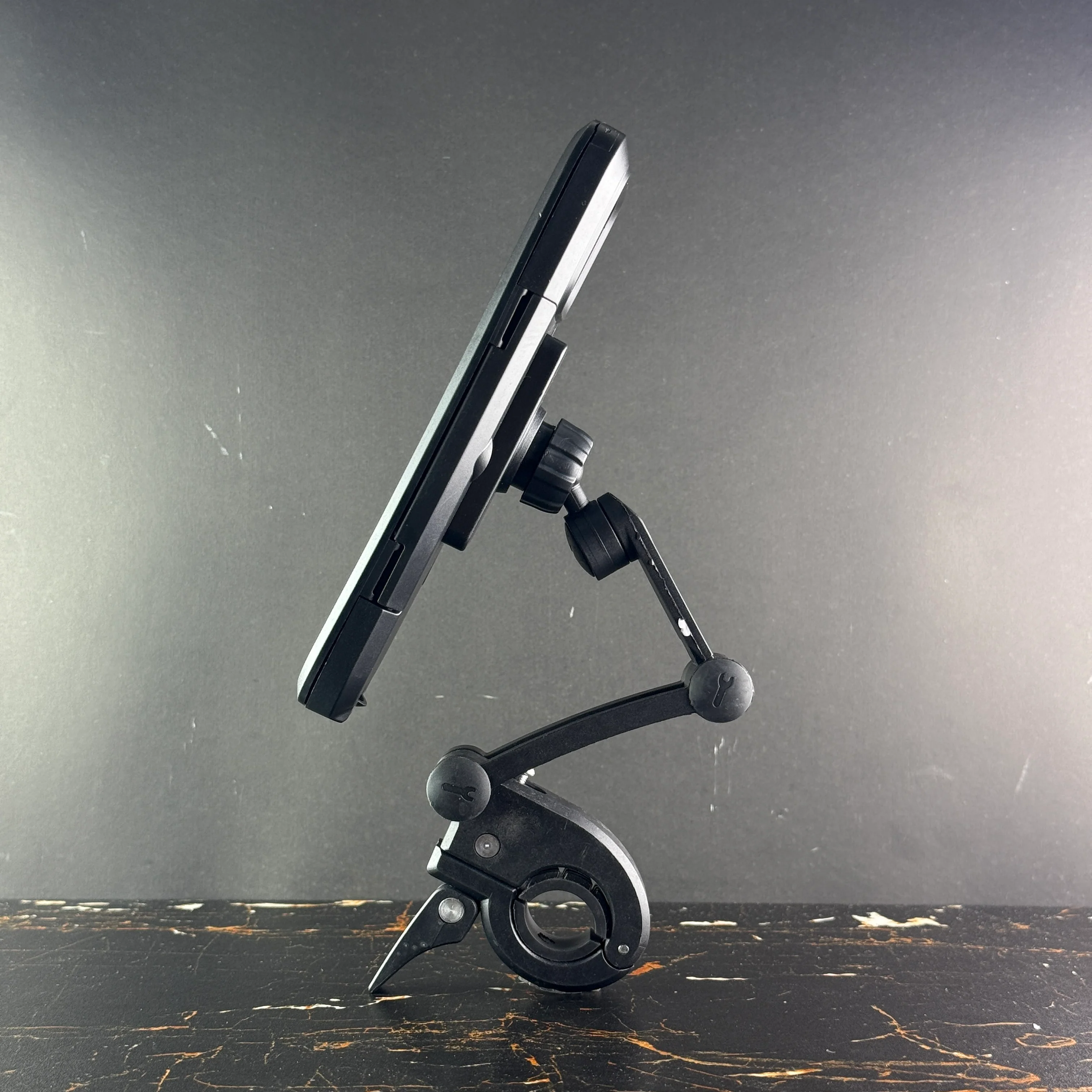Waterproof Mobile Holder for Motorcycles - Image 2